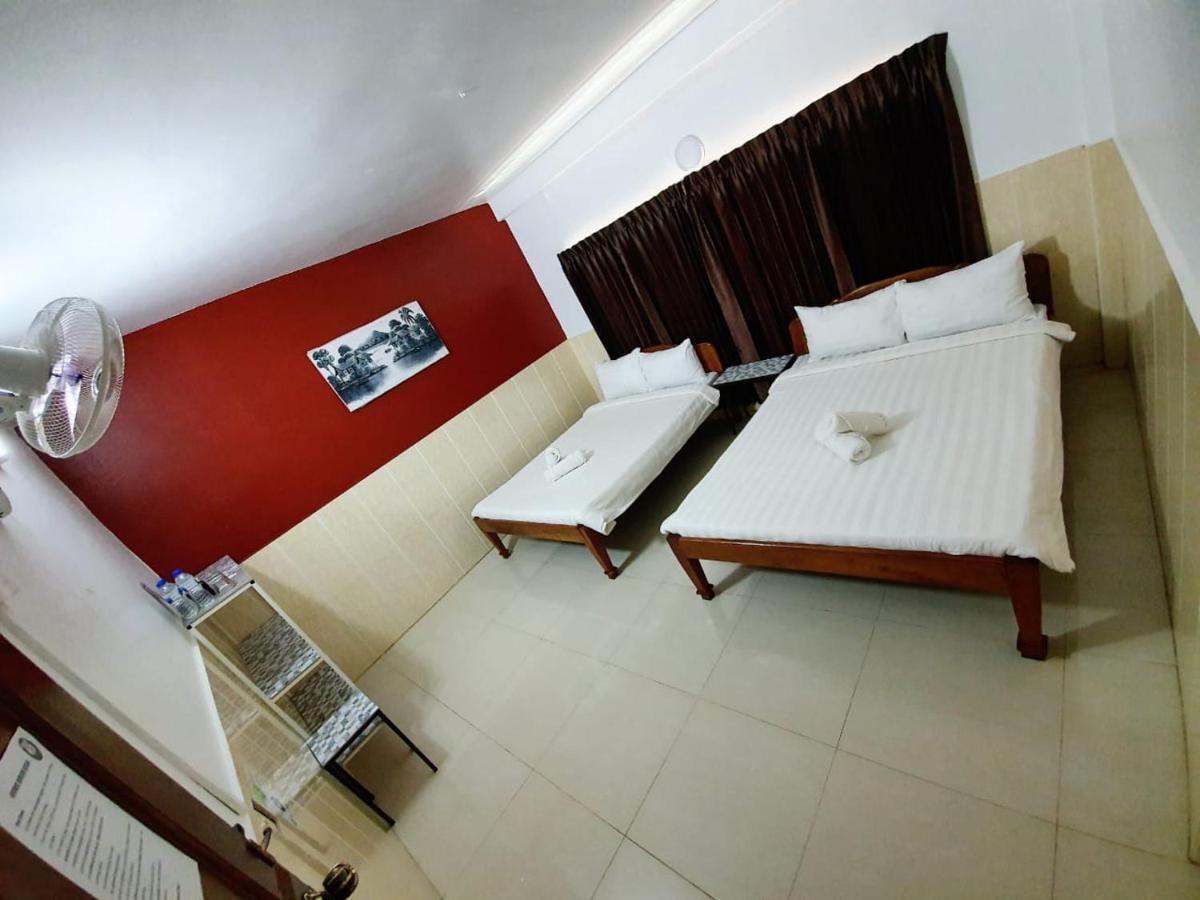 Route 76 Guest House Сенмонором Екстер'єр фото